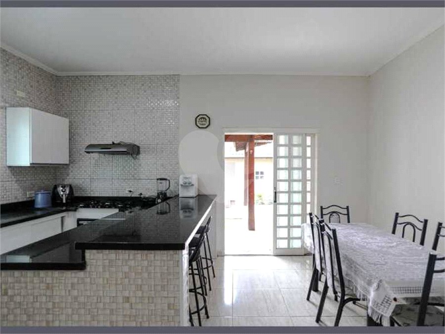 LINDO SOBRADO NO RESIDENCIAL SOLARES – MOGI DAS CRUZES/SP