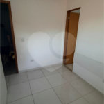 Casa à venda com 2 suítes no condomínio Residencial Real North Pedro, São Paulo - SP