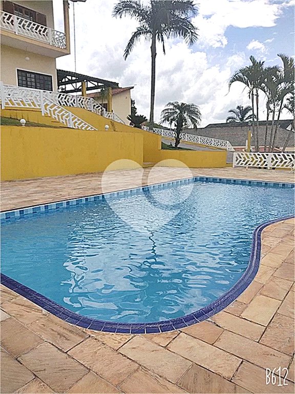 Casa à venda com 4 quartos, sendo 3 suítes, em Luiz Fagundes, Mairiporã, SP