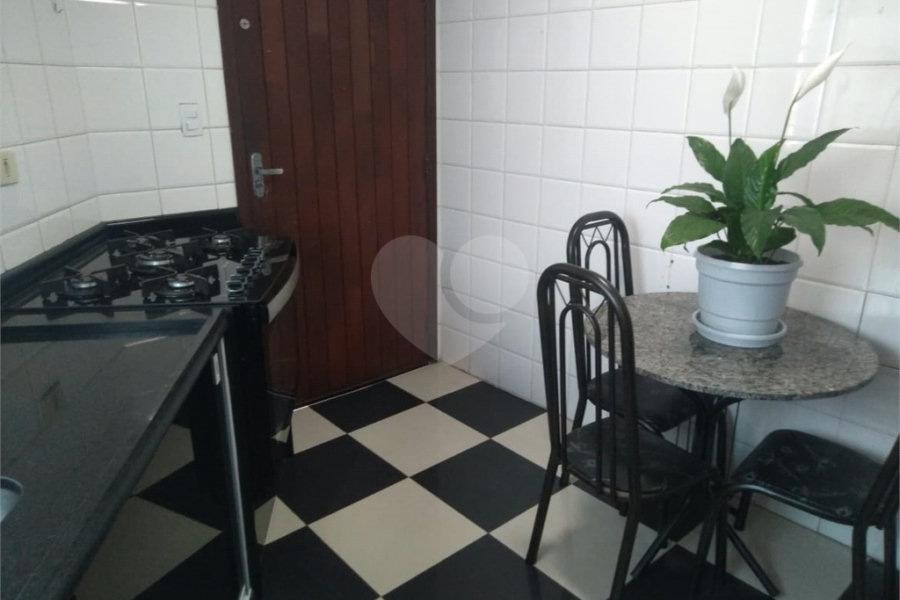 Sobrado à venda com 3 quartos, sendo 1 suíte, em Tremembé, São Paulo, SP