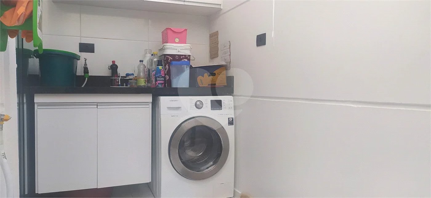 Casa à venda com 2 suítes no condomínio Residencial Veneza, São Paulo - SP