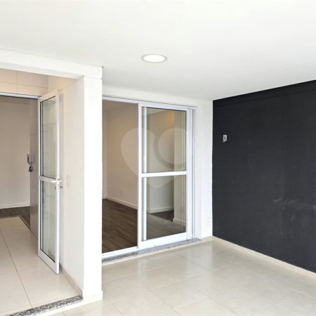 Apartamento à venda ou para alugar com 2 quartos, sendo 1 suíte, em Campo Belo, São Paulo, SP