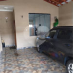 Casa Nova (Apenas 2 Anos) com Suíte: Conforto, Segurança e Localização Privilegiada!