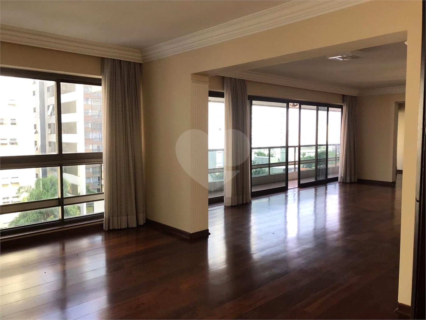 Apartamento à venda com 4 suítes em Santana, São Paulo, SP