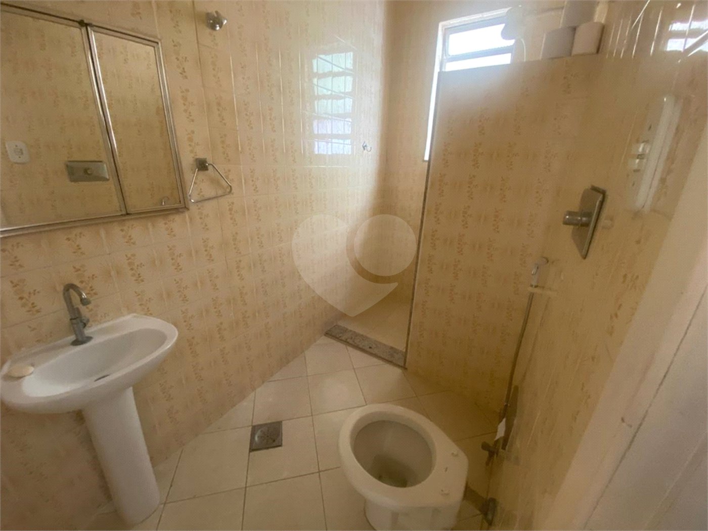 Casa de Vila à venda com 4 quartos em Grajaú, Rio de Janeiro, RJ