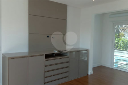 Casa à venda com 4 suítes em Jardim Imperial Hills Iii, Arujá, SP
