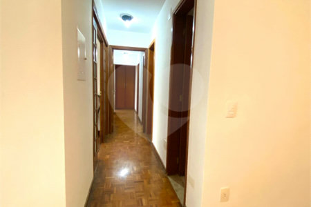 Apartamento à venda ou para alugar com 4 quartos, sendo 1 suíte, em Itaim Bibi, São Paulo, SP