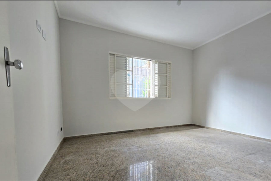 Casa à venda com 3 quartos, sendo 1 suíte, em Tremembé, São Paulo, SP