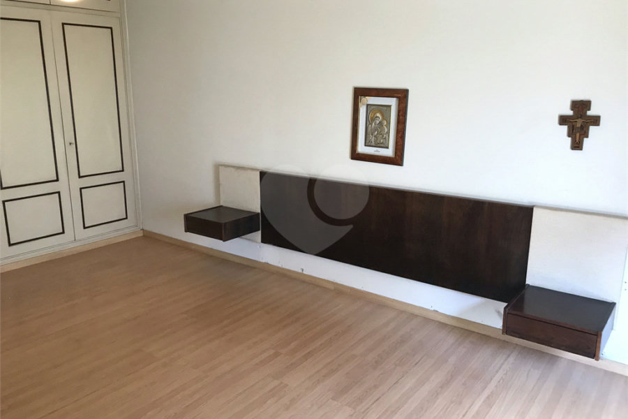Sobrado à venda com 5 quartos, sendo 1 suíte, em Santana, São Paulo, SP