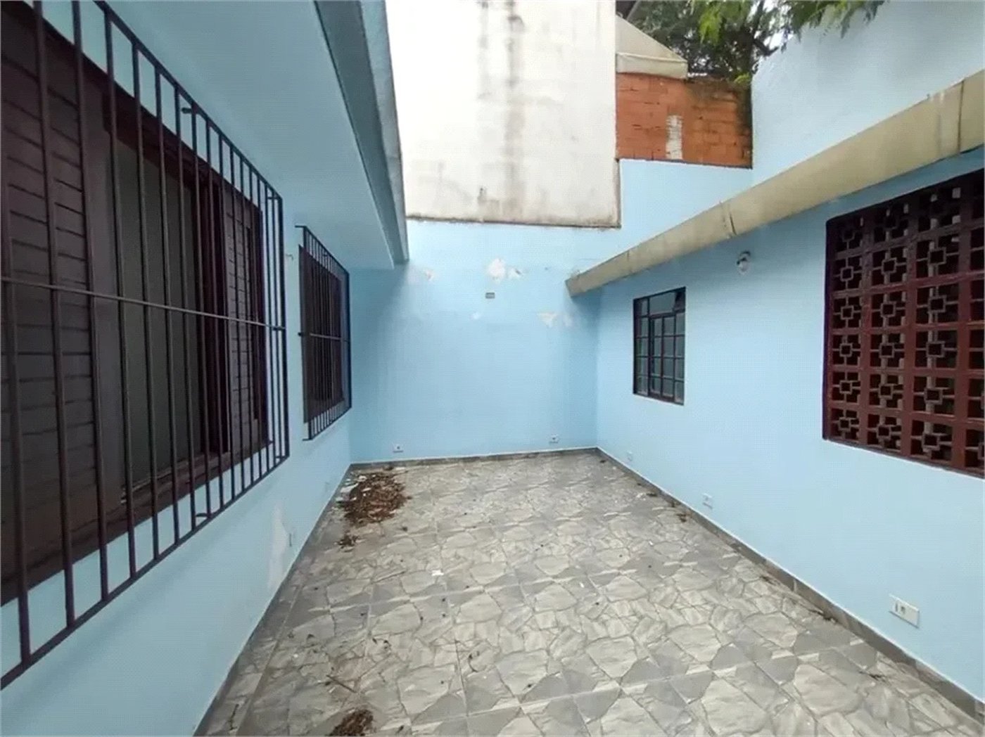 Casa de Vila à venda com 3 quartos, sendo 1 suíte, em Jardim Esmeralda, São Paulo, SP