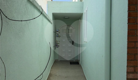 Sobrado à venda com 2 suítes em Vila Marari, São Paulo, SP