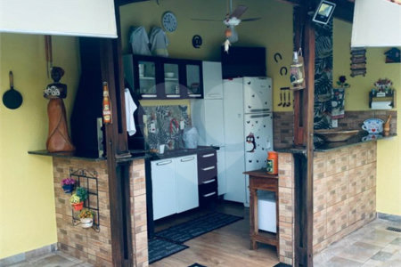 CASA TERREA NO CENTRO