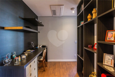Apartamento à venda com 3 suítes em Granja Julieta, São Paulo, SP