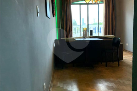 Sobrado à venda com 3 quartos, sendo 1 suíte, em Vila do Castelo, São Paulo, SP