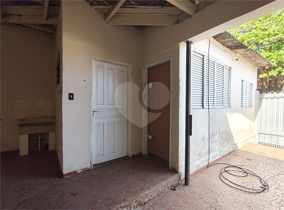 Casa à venda com 3 quartos, sendo 1 suíte, em Vila Assis, Sorocaba, SP