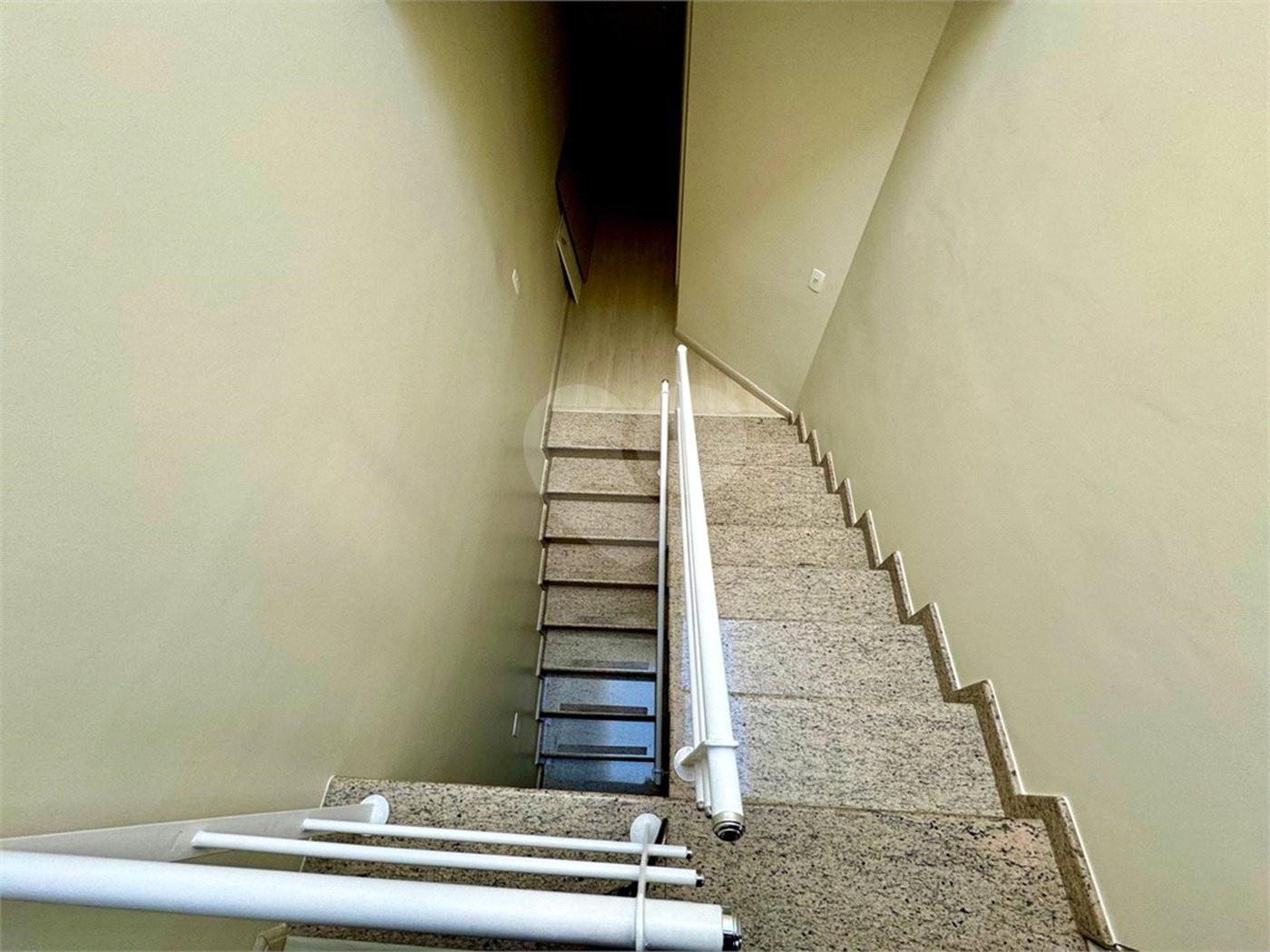 Sobrado à venda com 5 quartos, sendo 4 suítes, em Santana, São Paulo, SP