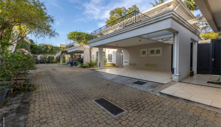Casa à venda com 4 suítes no condomínio Saint Germain, São Paulo - SP