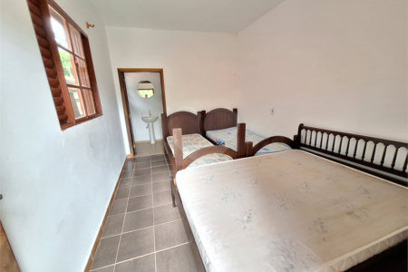 Casa à venda com 7 quartos, sendo 3 suítes, no condomínio Chacaras do Lago, Vinhedo - SP