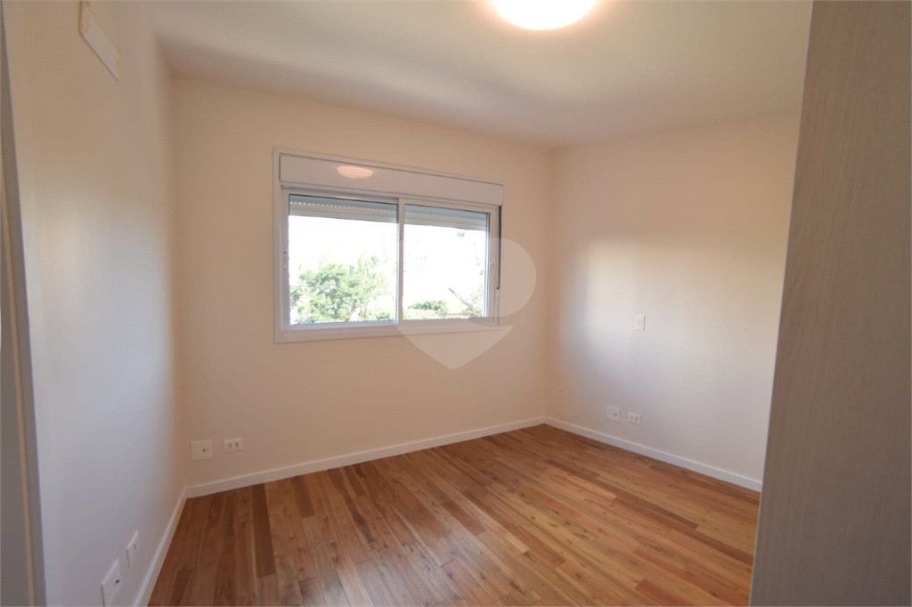 Apartamento à venda com 3 suítes em Vila Romana, São Paulo, SP