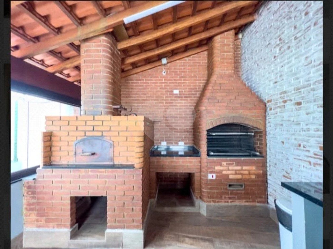 Apartamento com 120m² , 2 suítes , 2 vagas de garagem , à venda na Penha.