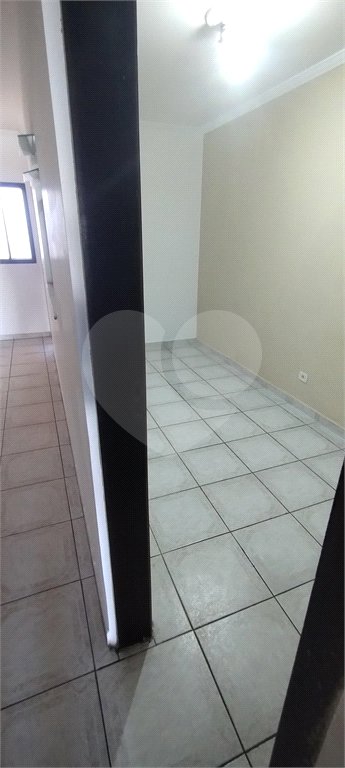 Sobrado à venda com 4 quartos, sendo 1 suíte, em Vila Nivi, São Paulo, SP