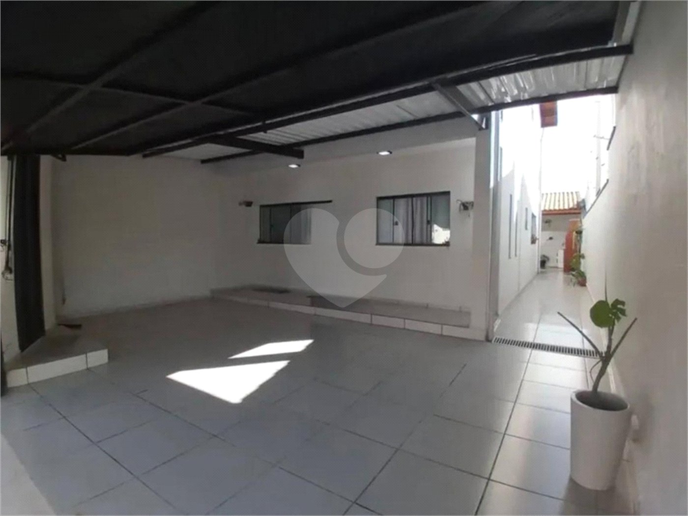 Casa à venda com 3 quartos, sendo 1 suíte, em Jardim Wanel Ville V, Sorocaba, SP