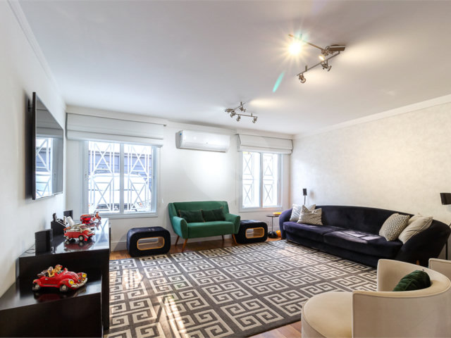 Casa à venda com 3 quartos, sendo 1 suíte,  em Alto da Boa Vista, São Paulo, SP