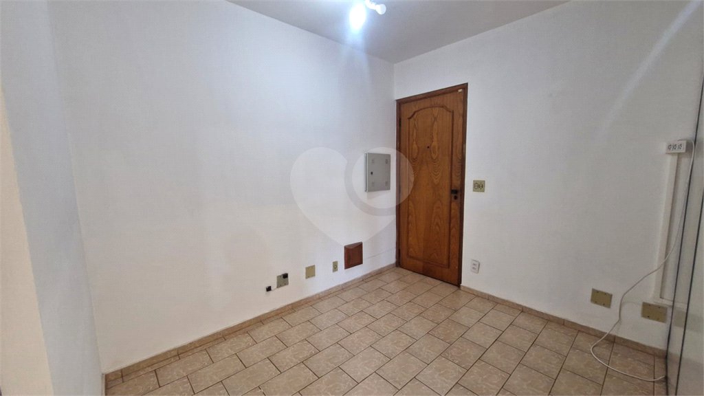 Sala Comercial à Venda no Edifício Luciano Zanollo – São Carlos/SP