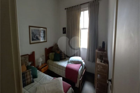 Casa 03 dormitórios Campo Belo