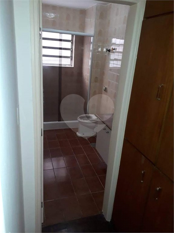 Apartamento para locação na Saúde de 80m² com 2 dormitórios.