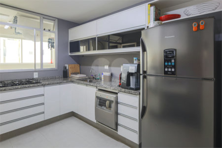 Apartamento à venda com 3 quartos, sendo 1 suíte, em Brooklin, São Paulo, SP