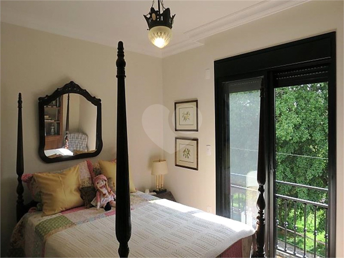 Casa à venda com 3 suítes em Vila Inah, São Paulo, SP