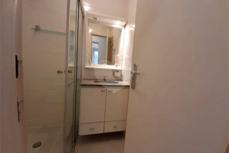 Apartamento para alugar com 3 quartos, sendo 1 suíte, em Vila Olímpia, São Paulo, SP