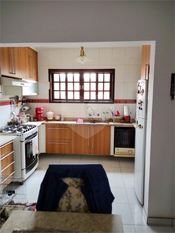 Sobrado à venda com 4 quartos, sendo 1 suíte,  em Butantã, São Paulo, SP
