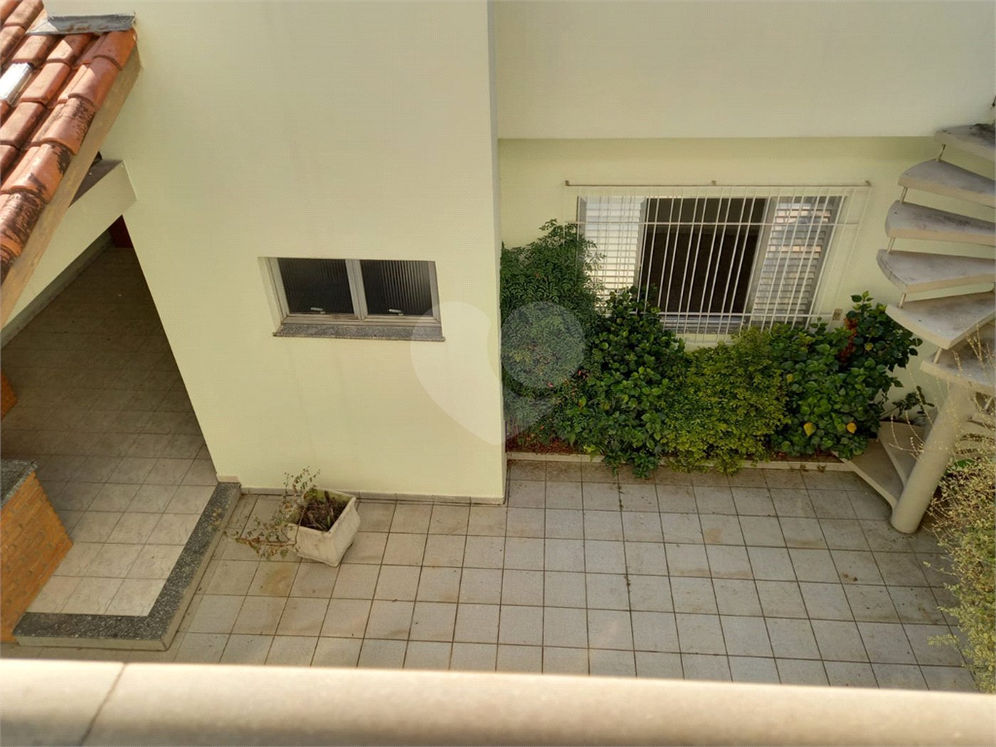 Sobrado à venda com 5 quartos, sendo 2 suítes,  em Tremembé, São Paulo, SP