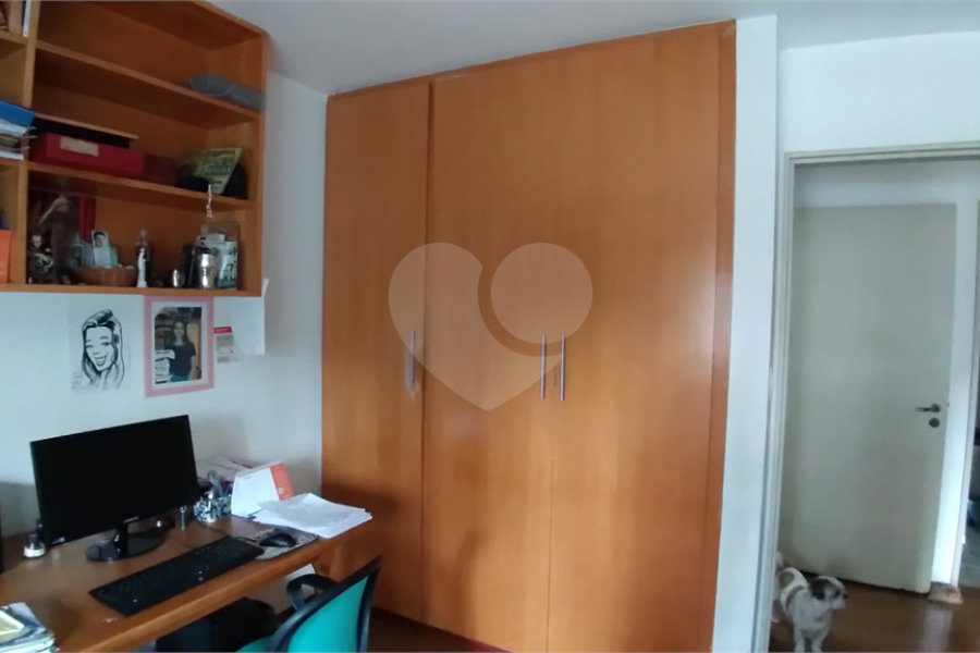 Apartamento à venda com 3 quartos, sendo 1 suíte, em Pinheiros, São Paulo, SP