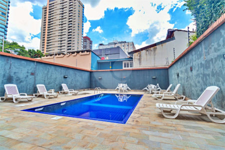 Apartamento à venda com 3 quartos, sendo 1 suíte, em Vila Olímpia, São Paulo, SP