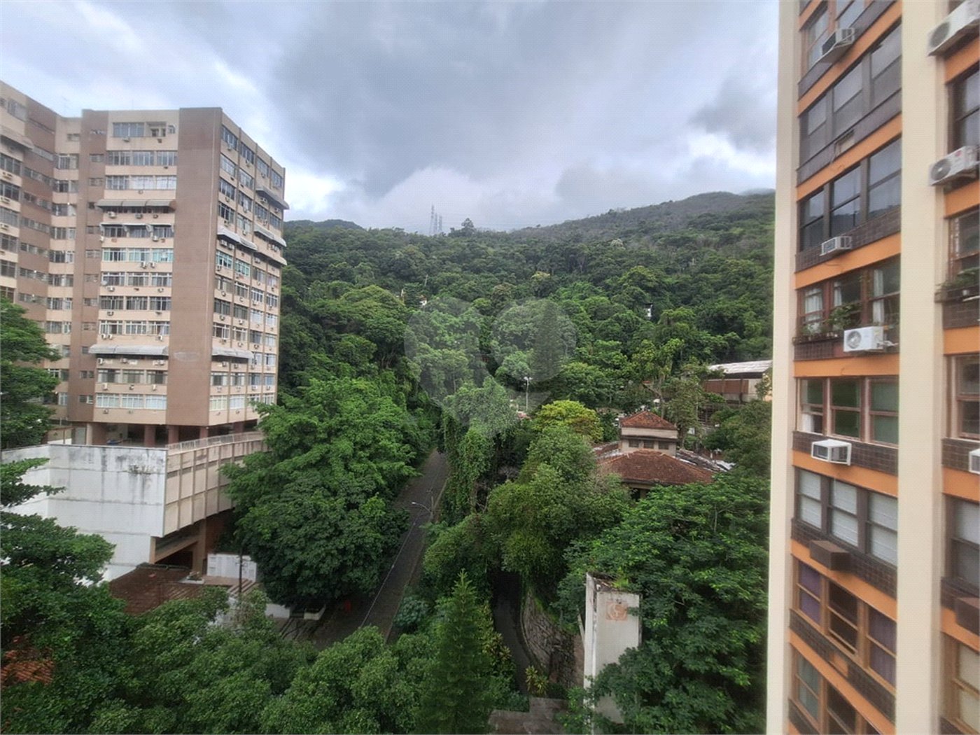 Apartamento à venda com 2 quartos, sendo 1 suíte,  em Tijuca, Rio de Janeiro, RJ