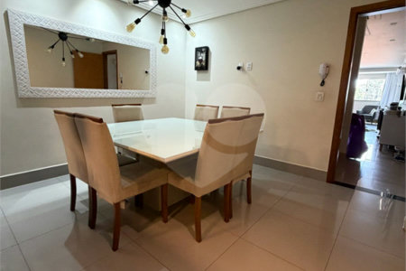 Casa à venda com 3 suítes em Vila Comercial, São Paulo, SP