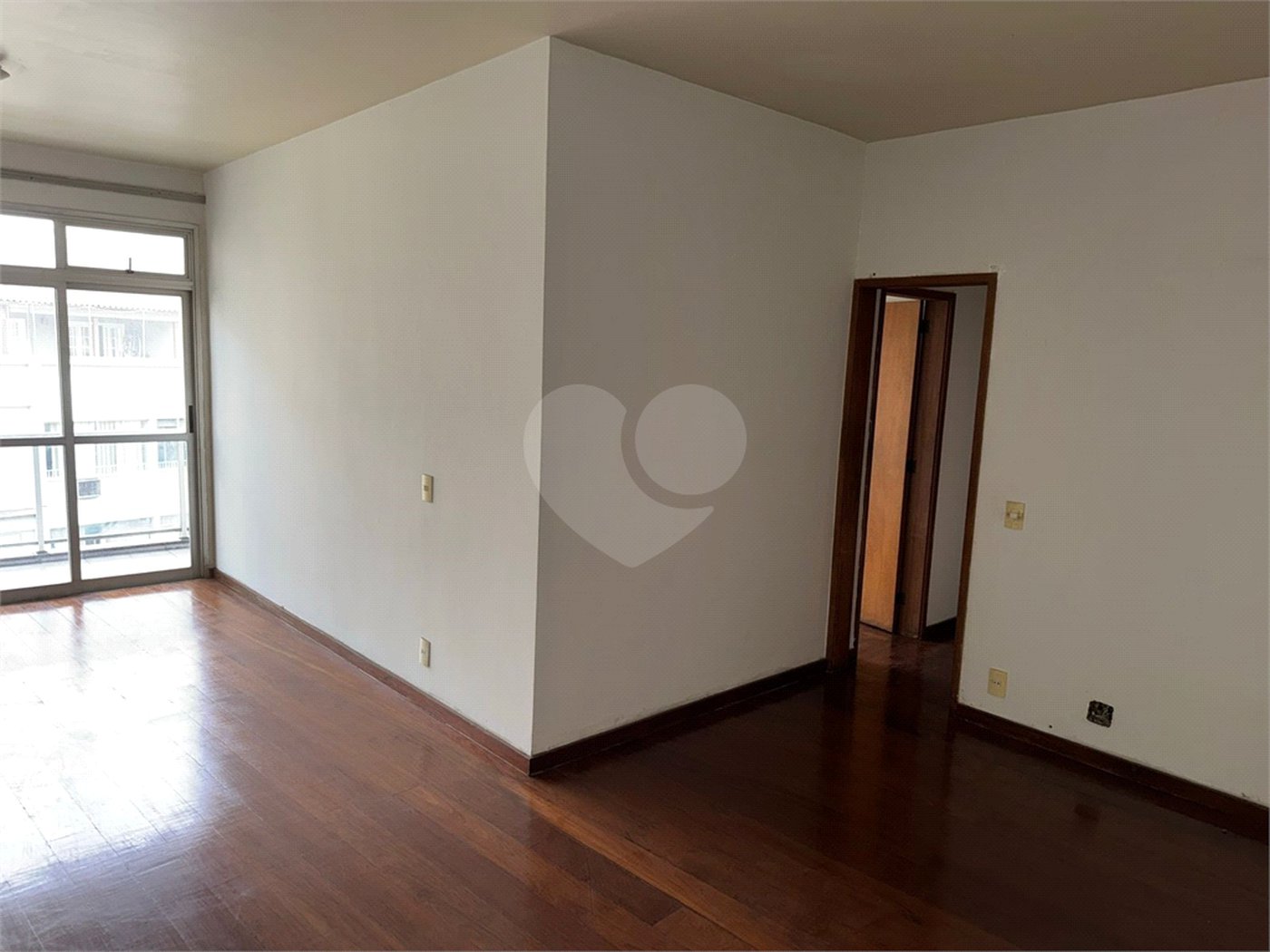 Apartamento à venda com 4 quartos, sendo 1 suíte,  em Tijuca, Rio de Janeiro, RJ