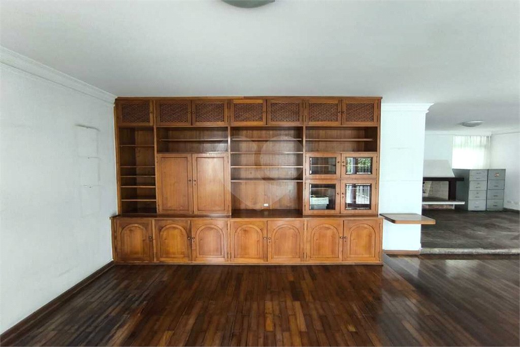 Casa à venda com 5 quartos, sendo 3 suítes,  em Brooklin Paulista, São Paulo, SP
