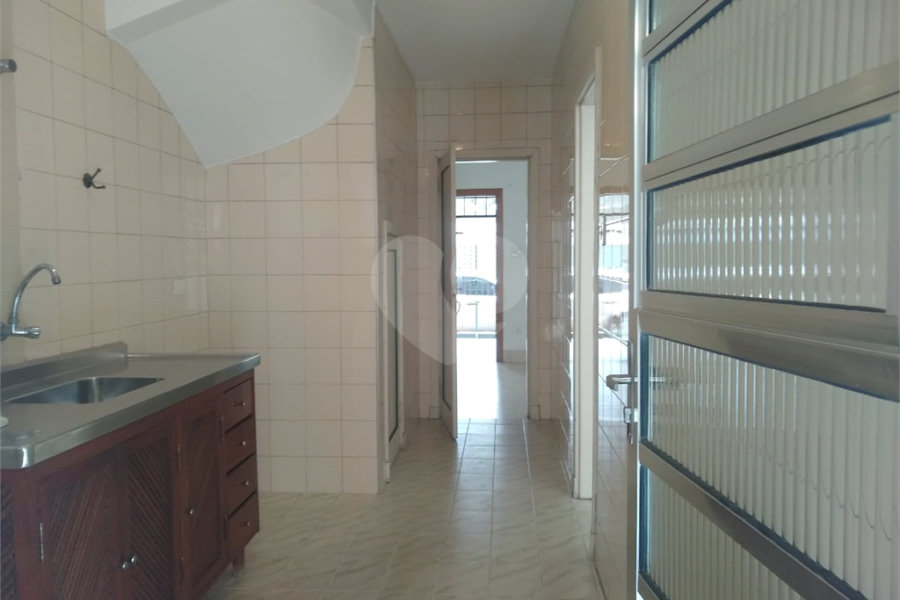 Sobrado à venda com 3 quartos em Chácara Santo Antônio, São Paulo, SP