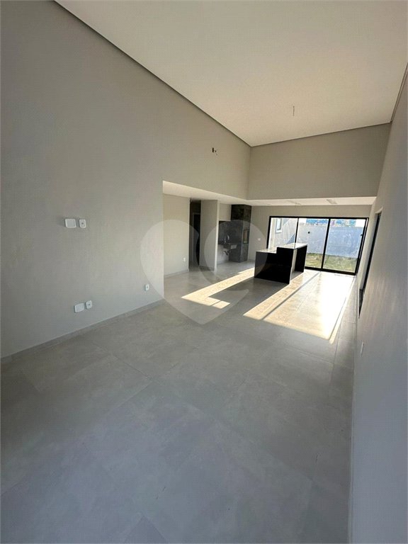 Casa à venda com 3 quartos, sendo 1 suíte, em Nova São Pedro, São Pedro da Aldeia, RJ