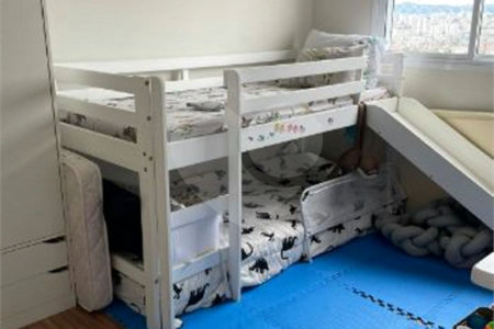 Apartamento à venda com 4 quartos, sendo 1 suíte,  em Parque São Jorge, São Paulo, SP