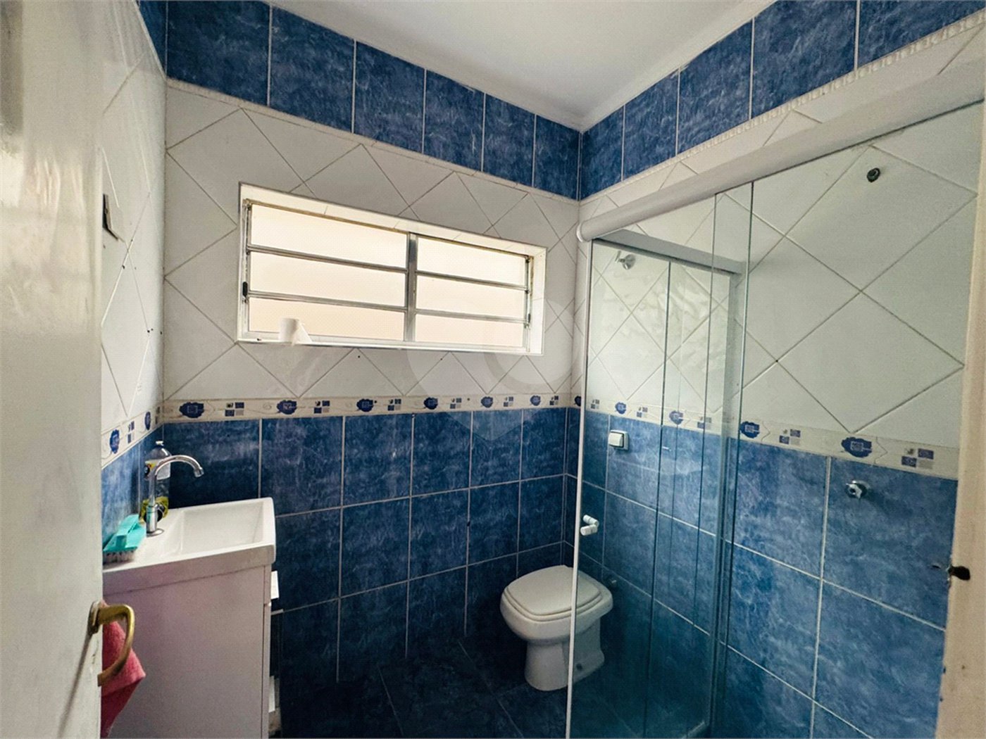 Casa à venda com 3 quartos, sendo 1 suíte, em Vila Galvão, Guarulhos, SP