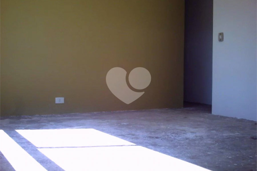 Sobrado à venda com 3 quartos, sendo 1 suíte, em Tremembé, São Paulo, SP