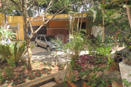 Casa à venda ou para alugar com 4 suítes em Santo Amaro, São Paulo, SP