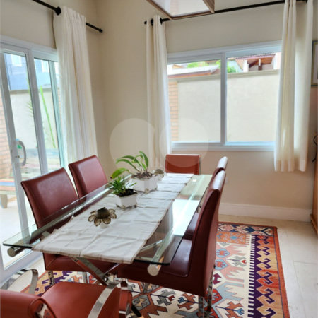 Casa à venda com 4 suítes no condomínio Pedra Grande, Atibaia - SP