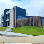 Terreno à venda com 4 suítes no condomínio Residencial Veneza, Mogi das Cruzes - SP