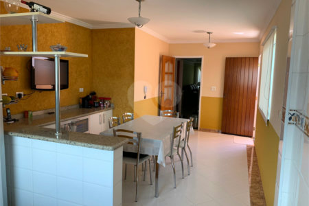 Casa à venda com 3 suítes em Tucuruvi, São Paulo, SP
